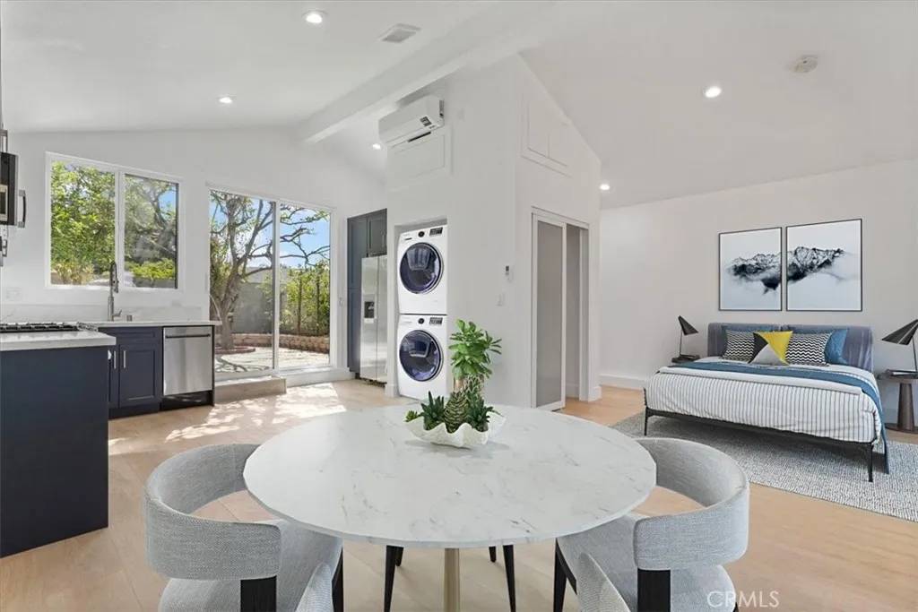 Northridge, CA 91324,8360 N Vanalden Avenue