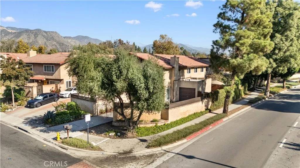 Duarte, CA 91010,1136 Calle Adra