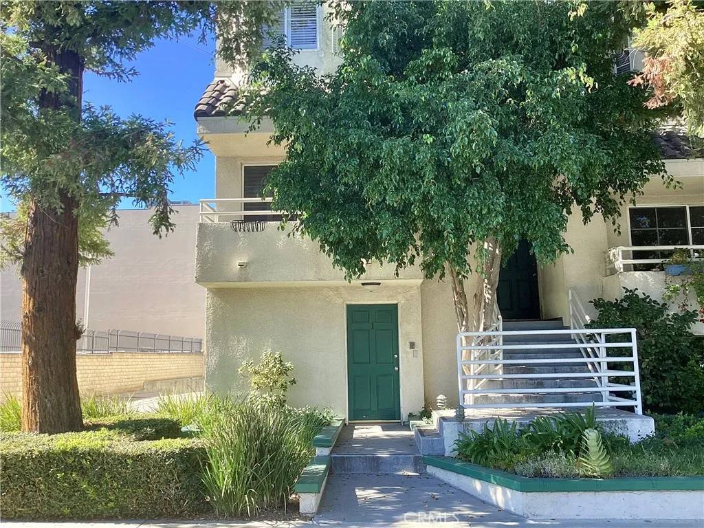 Encino, CA 91316,5145 Yarmouth Avenue #1