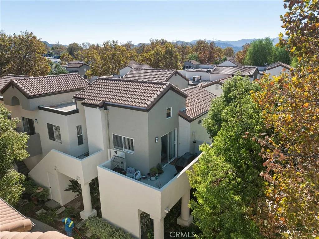 Newhall, CA 91321,24496 Valle Del Oro #204