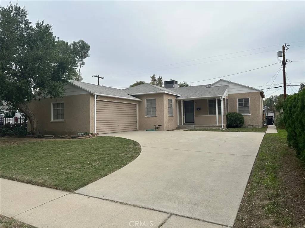 Reseda, CA 91335,7044 Bertrand