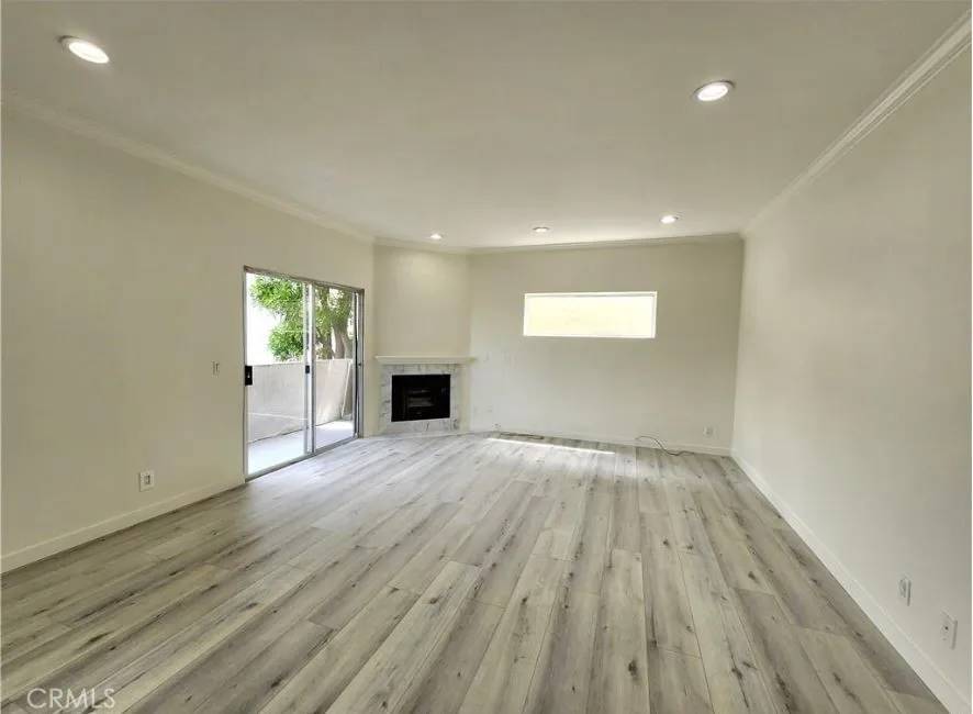 Sherman Oaks, CA 91403,14631 Dickens Street #11