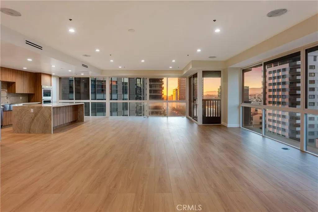 Westwood - Century City, CA 90024,10750 Wilshire Boulevard #901
