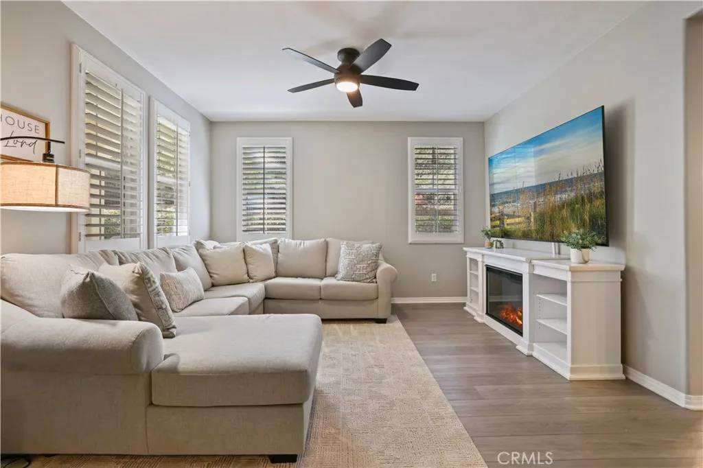 Valencia, CA 91354,28555 Herrera Street