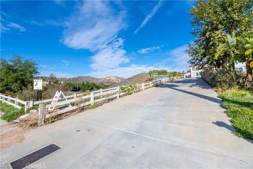 Simi Valley, CA 93065,0 Young Wolf