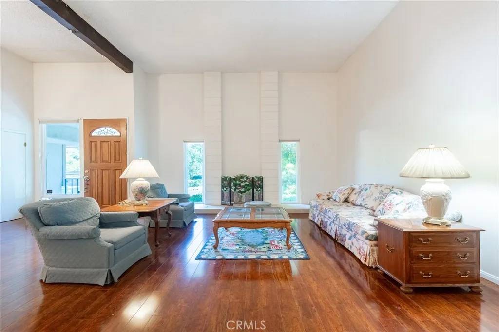 Encino, CA 91436,17005 Escalon Drive