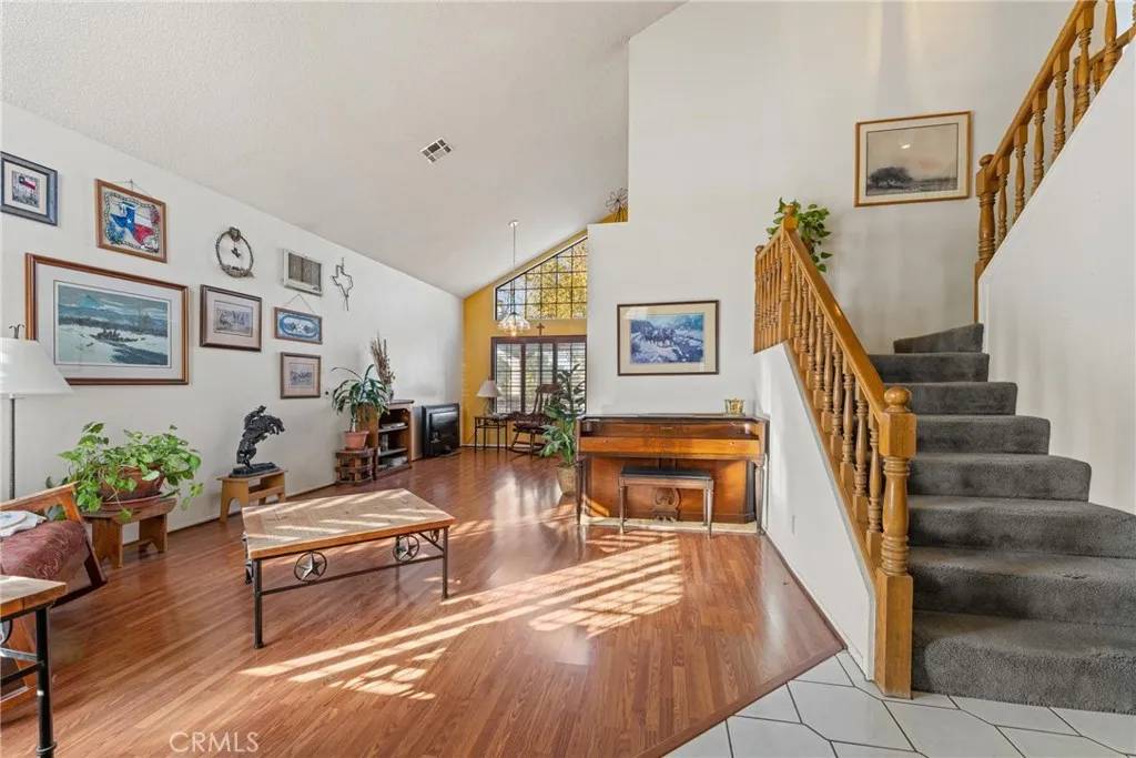 Lancaster, CA 93536,2323 Golden