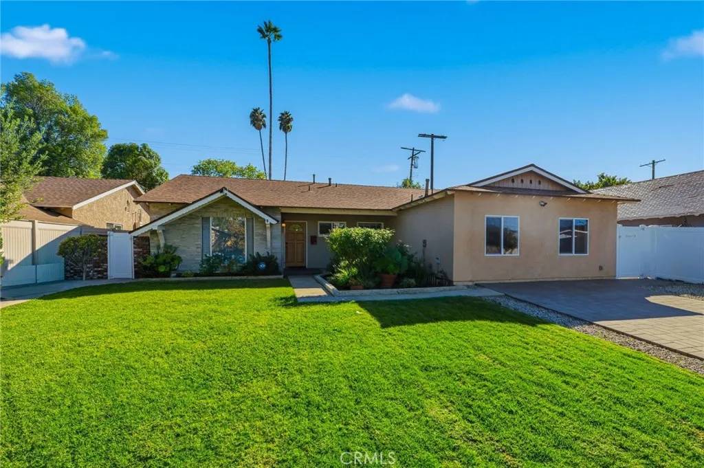 West Hills, CA 91307,23010 Hartland