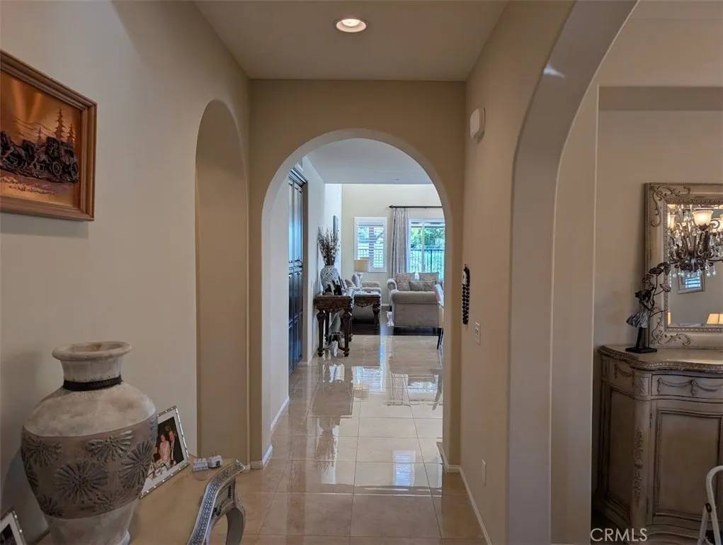 Valencia, CA 91354,24824 Carbon