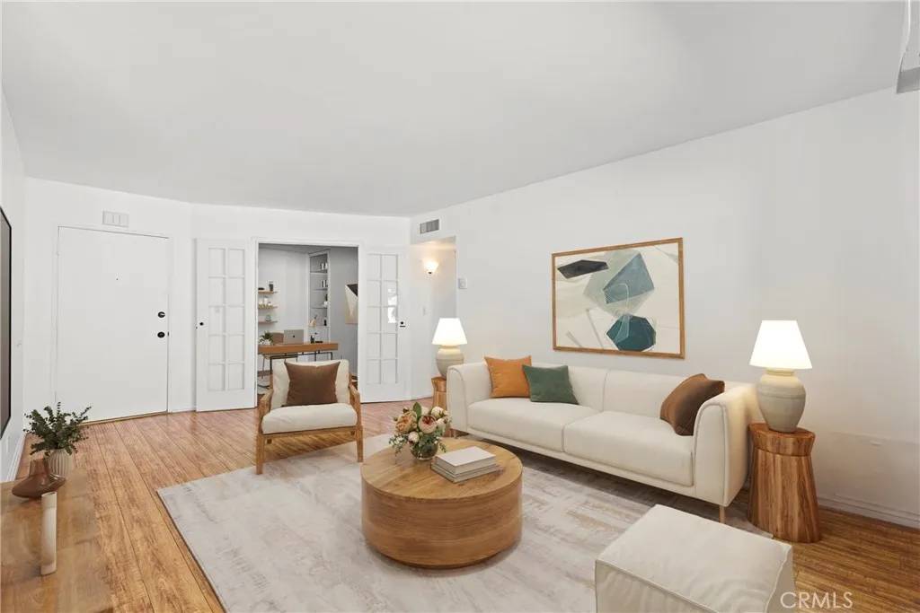 Encino, CA 91316,5400 Newcastle Avenue #56