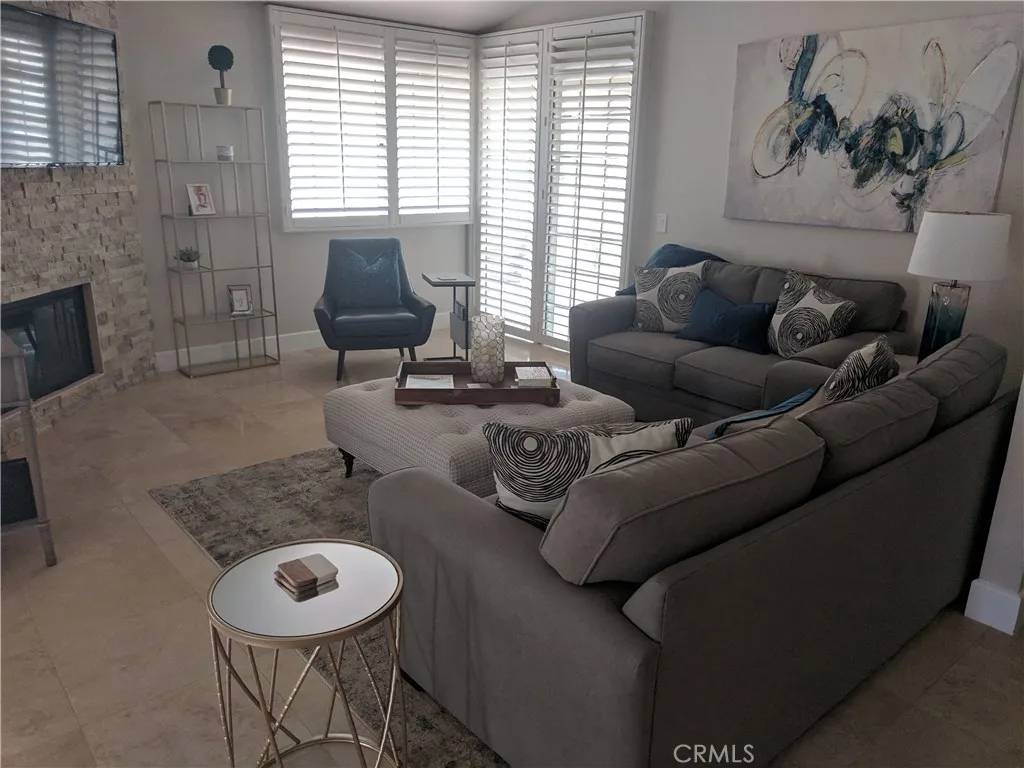 Palm Desert, CA 92211,43695 Calle Las Brisas West