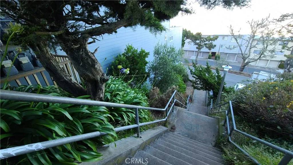 San Francisco, CA 94131,74 Crestline Drive