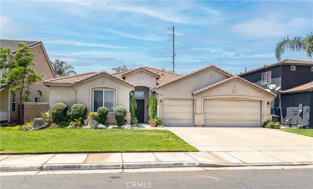 Eastvale, CA 91752,7091 Mackinaw Court