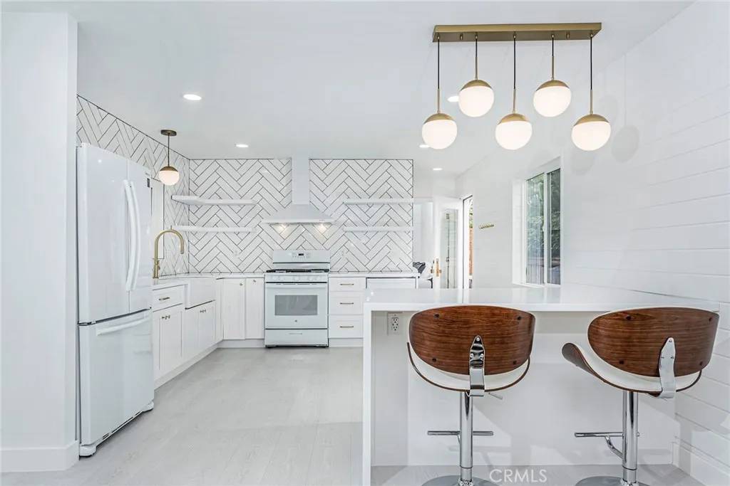 Encinitas, CA 92024,1549 N Vulcan #76