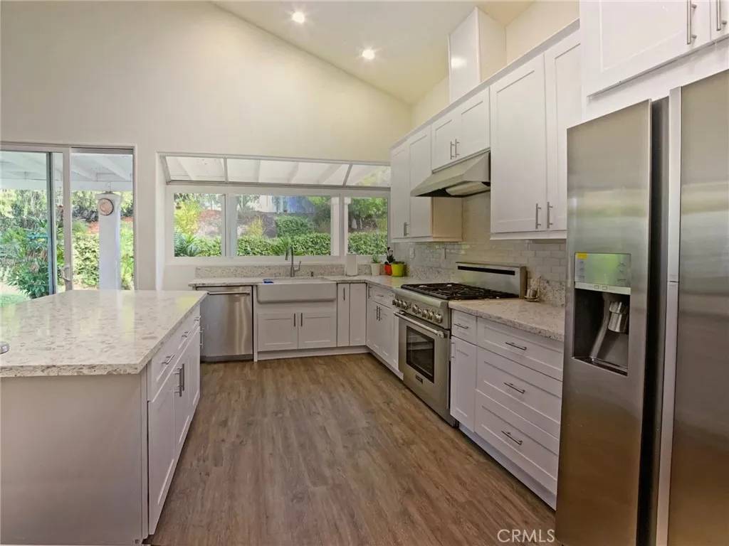 Murrieta, CA 92563,25460 Blackthorne Drive