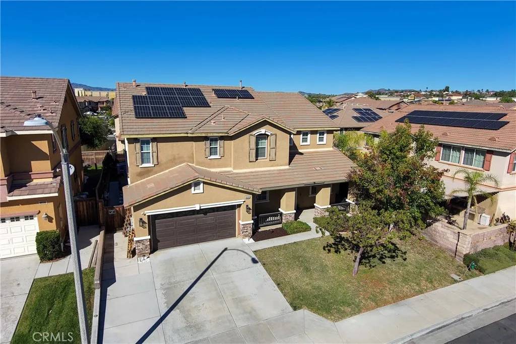 Murrieta, CA 92563,40343 Hannah Way