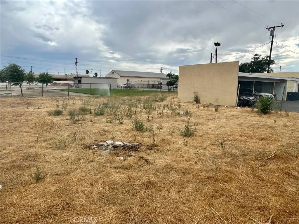 Hemet, CA 92543,147 N Alessandro