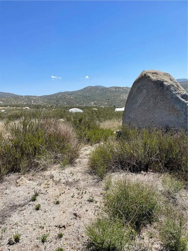 Hemet, CA 92544,35410 Willow Creek