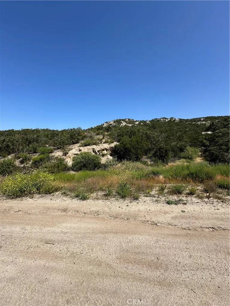 Hemet, CA 92544,66 Rocky Knoll