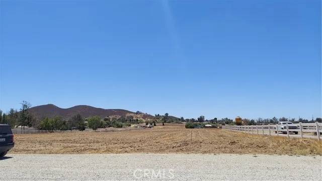 Menifee, CA 92584,0 Loretta