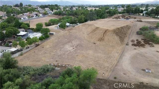Murrieta, CA 92562,7 Juniper