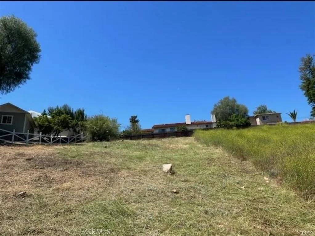 Lake Elsinore, CA 92530,0 Robertson