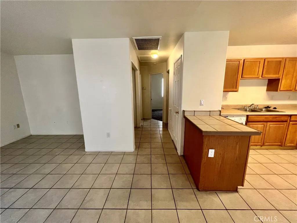 29 Palms, CA 92277,6628 Yucca Avenue
