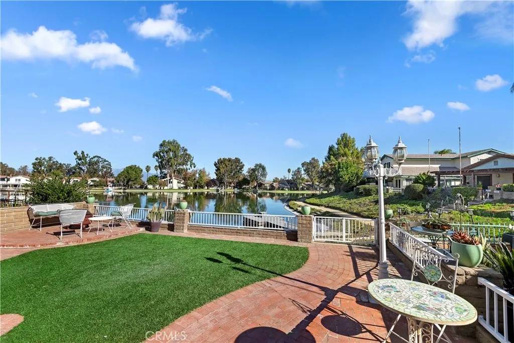 Corona, CA 92882,1469 Chalgrove Drive