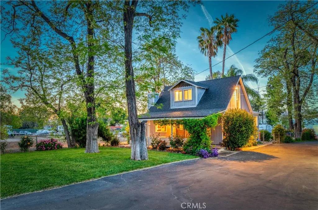 Lake Elsinore, CA 92530,16482 Grand Avenue