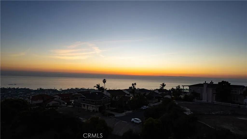 San Clemente, CA 92672,1207 Via La Mesa