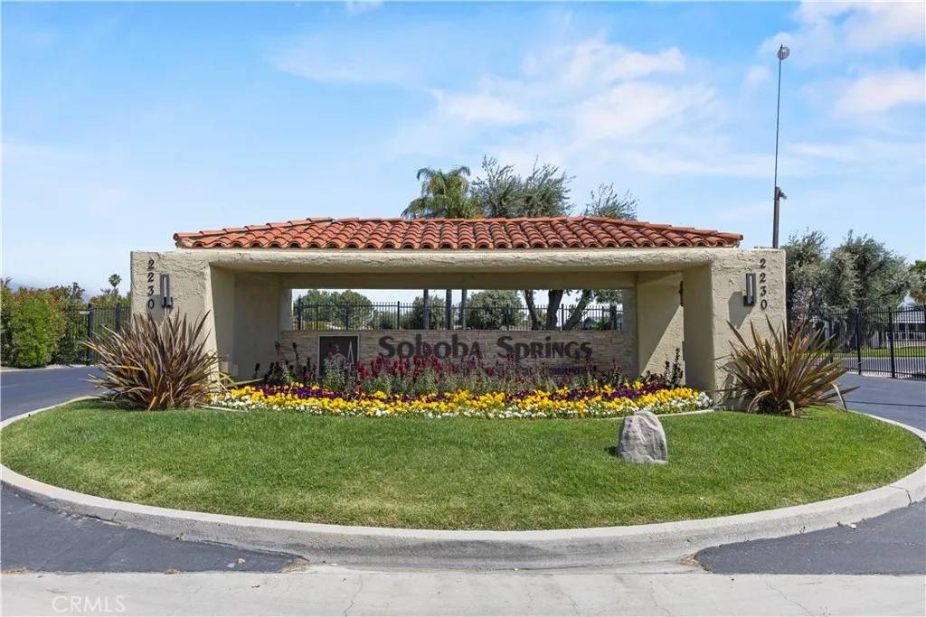 San Jacinto, CA 92583,2230 Lake Park #116