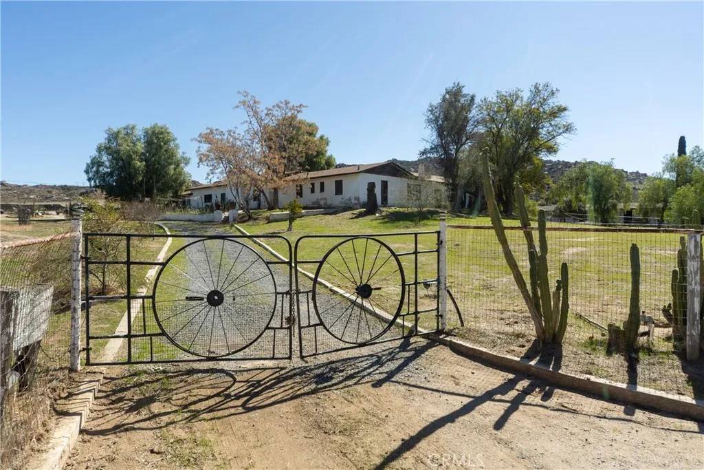 Nuevo, CA 92567,22236 Rosary Avenue