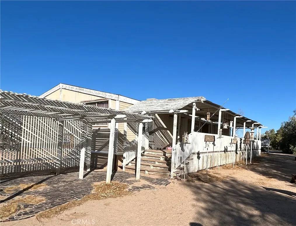 Newberry Springs, CA 92365,40694 Mountain View Road