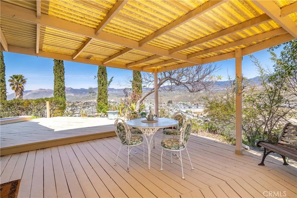 Hemet, CA 92544,26227 Grant Avenue