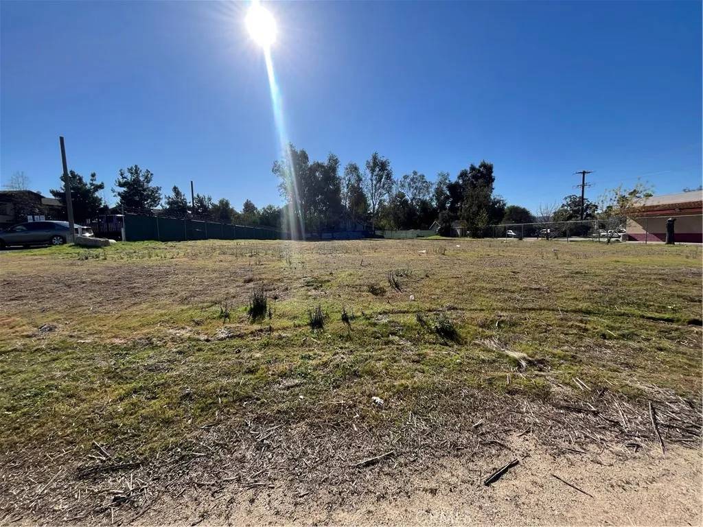 Murrieta, CA 92562,41720 Ivy