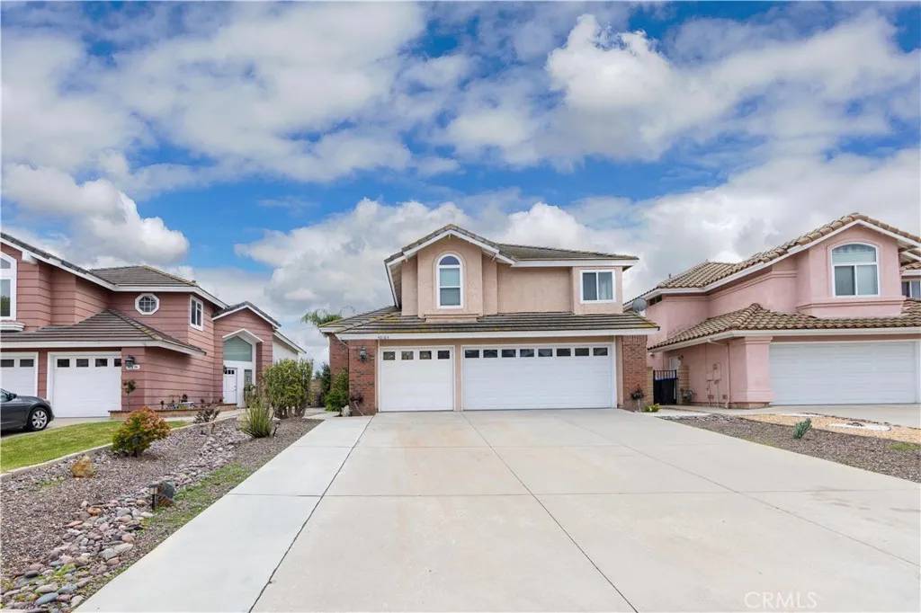 Murrieta, CA 92562,40184 Buckwood Way