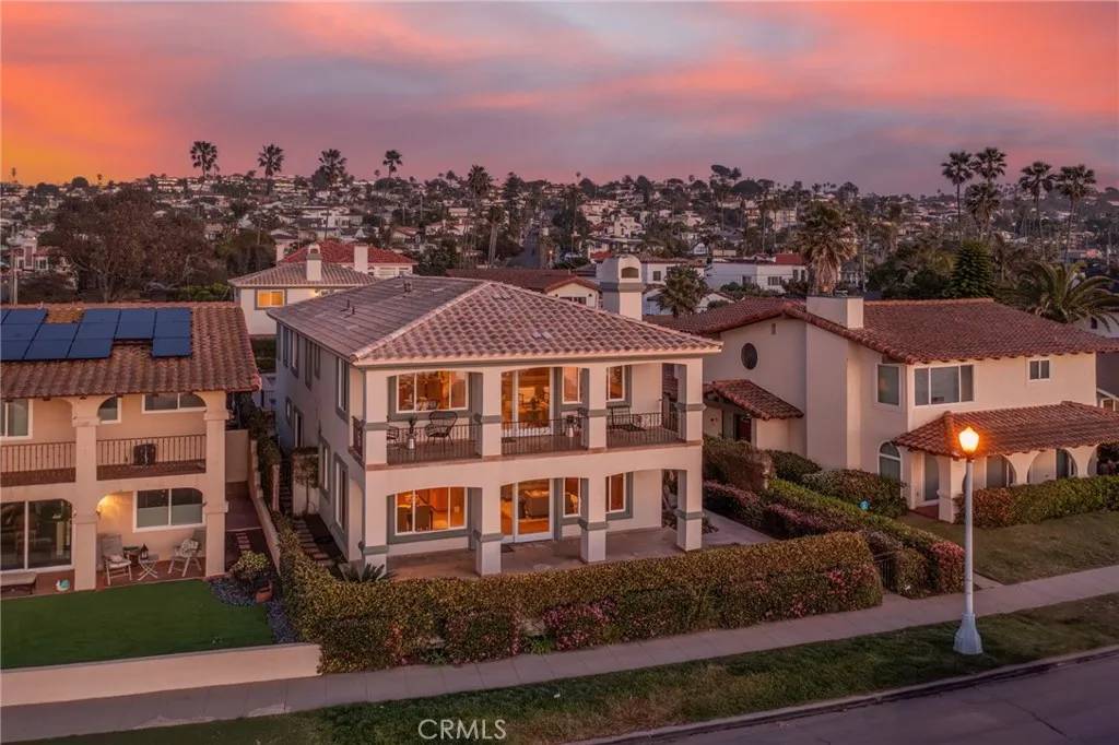San Diego, CA 92107,1171 Sunset Cliffs Boulevard
