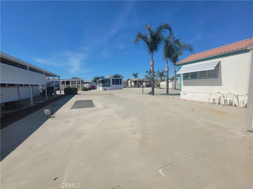 Hemet, CA 92545,1295 S Cawston