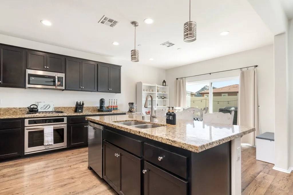 Fallbrook, CA 92028,341 Campolina Court