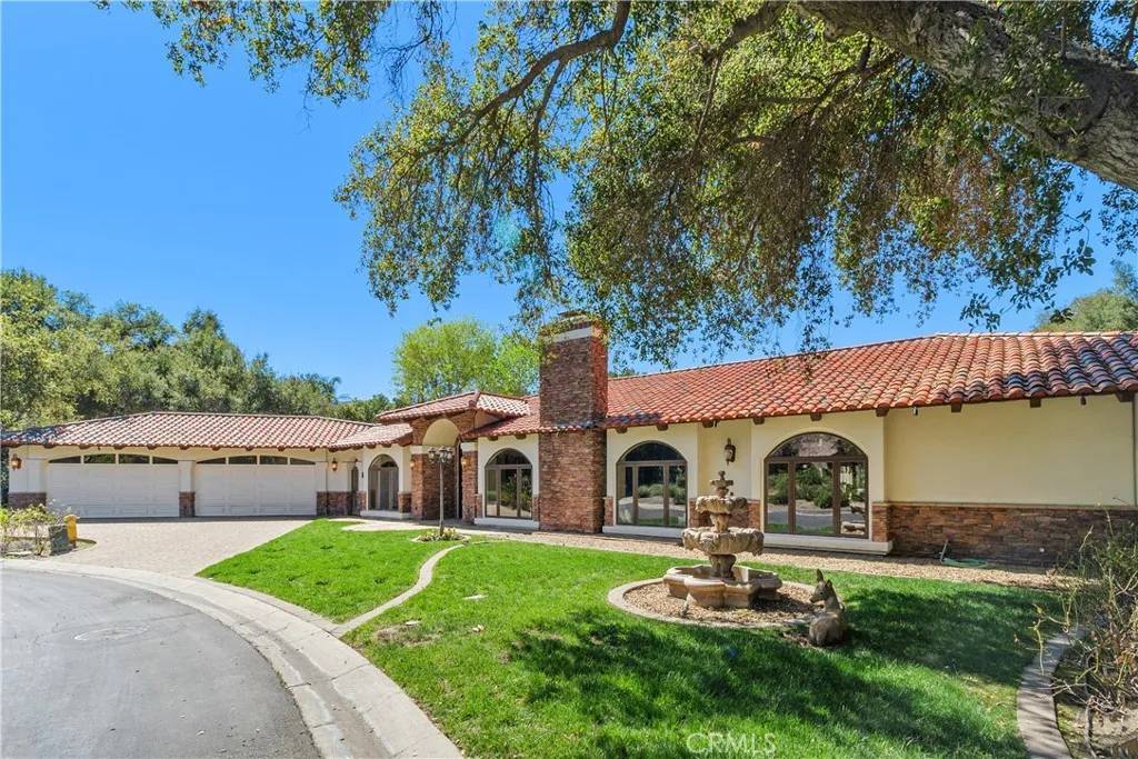 Murrieta, CA 92562,38541 SHOAL CREEK DR