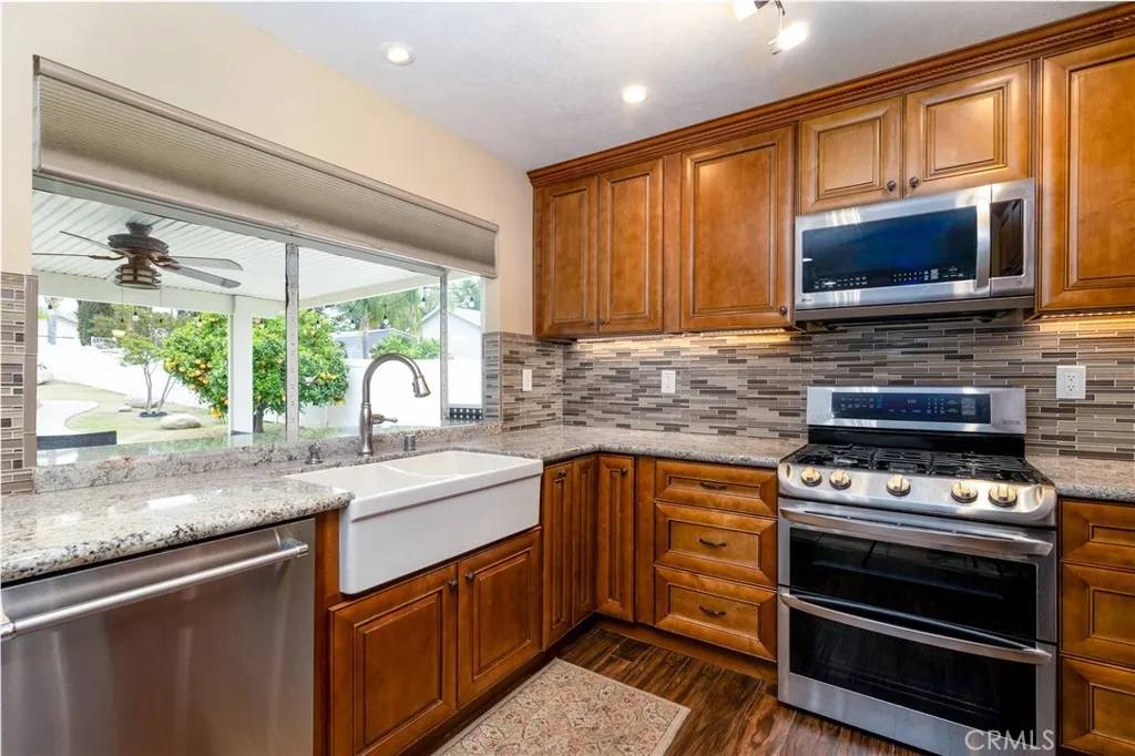 Nuevo, CA 92567,31533 Electric Avenue