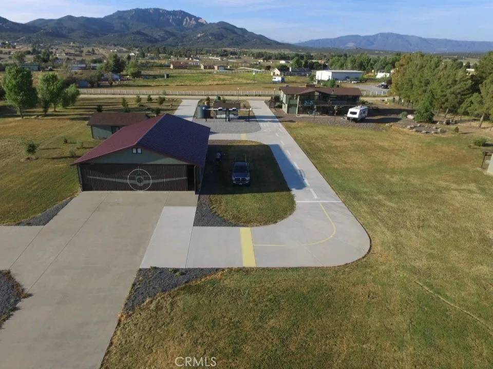 Aguanga, CA 92536,49485 Flightline Way