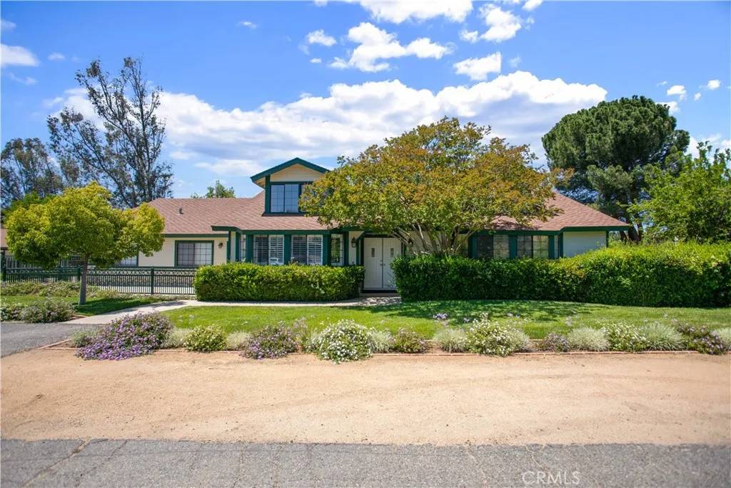 Wildomar, CA 92595,32045 Deseret