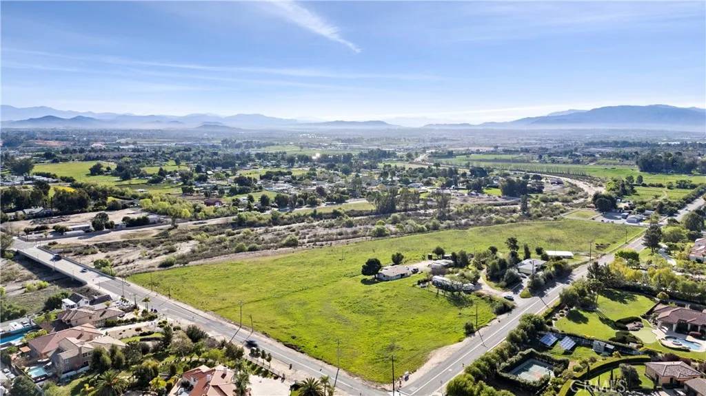 Murrieta, CA 92562,25070 Hayes Avenue