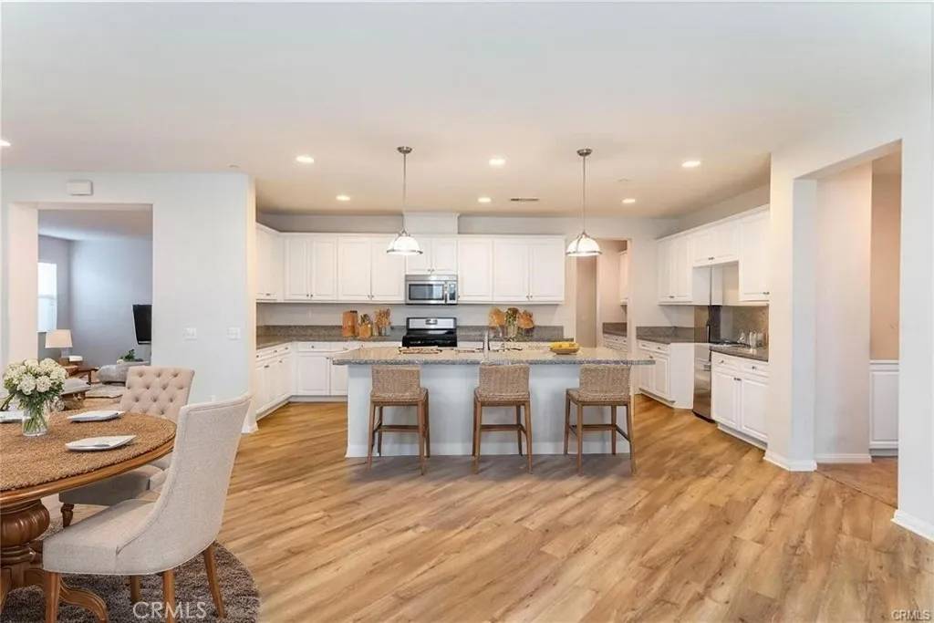 Murrieta, CA 92563,30148 Woodland Hills Street