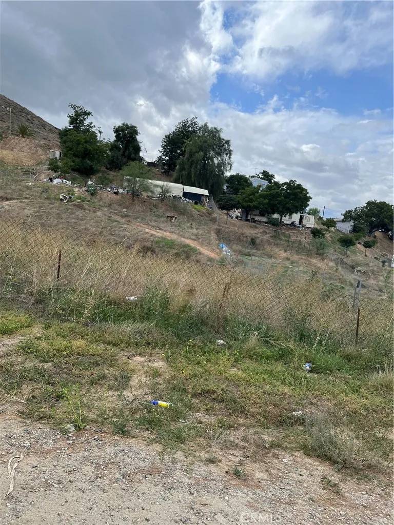 Homeland, CA 92548,3 osborne ln