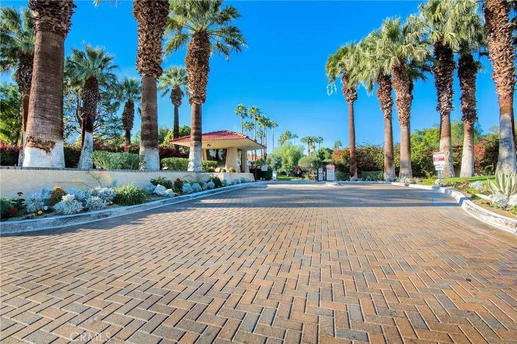 Palm Springs, CA 92262,680 N Ashurst Court #I 204