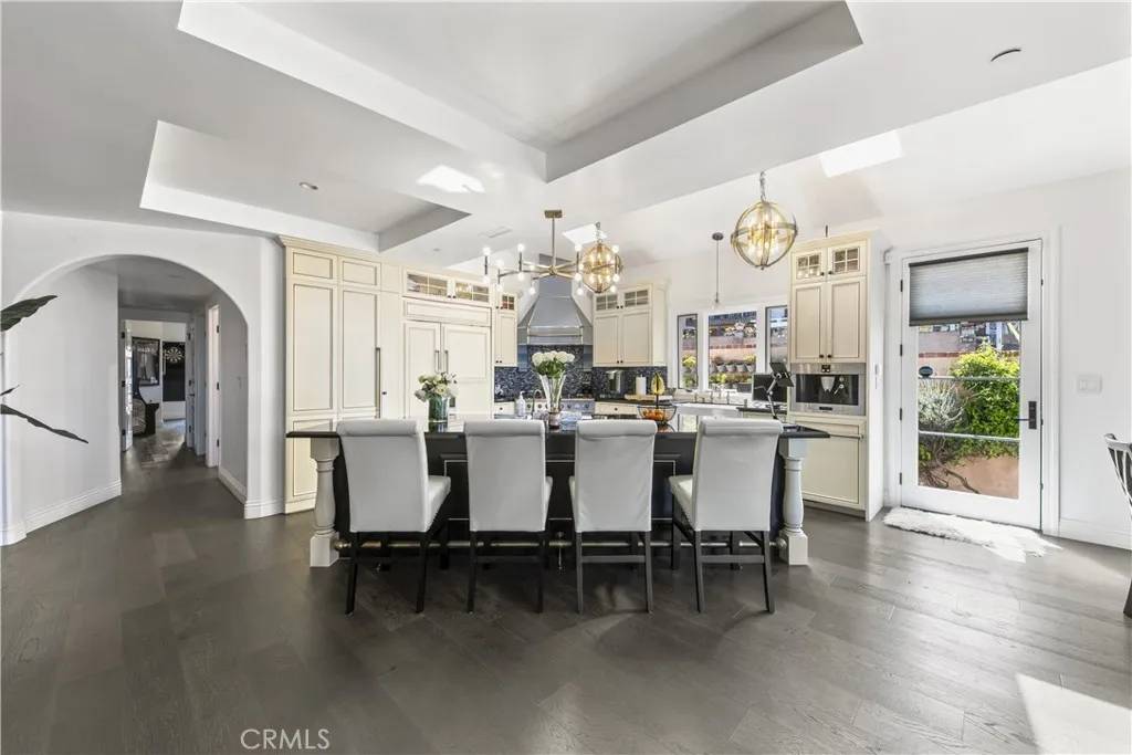 Redondo Beach, CA 90277,300 N Prospect Avenue
