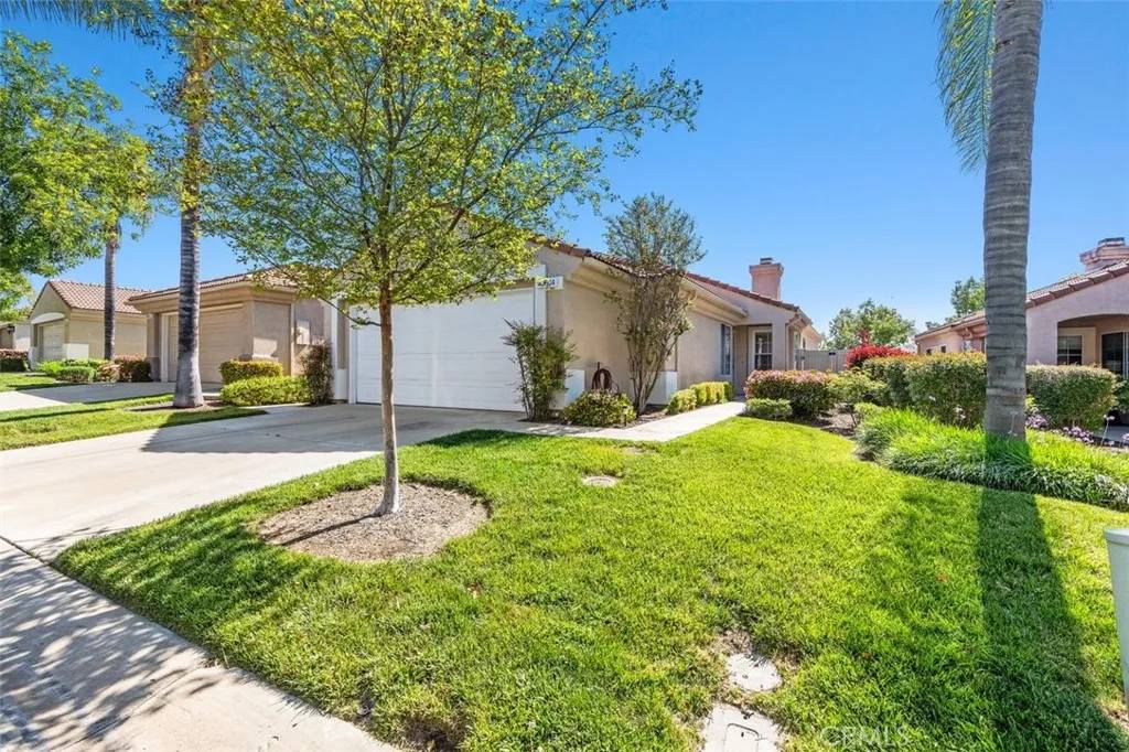 Murrieta, CA 92562,40604 Corte Albara