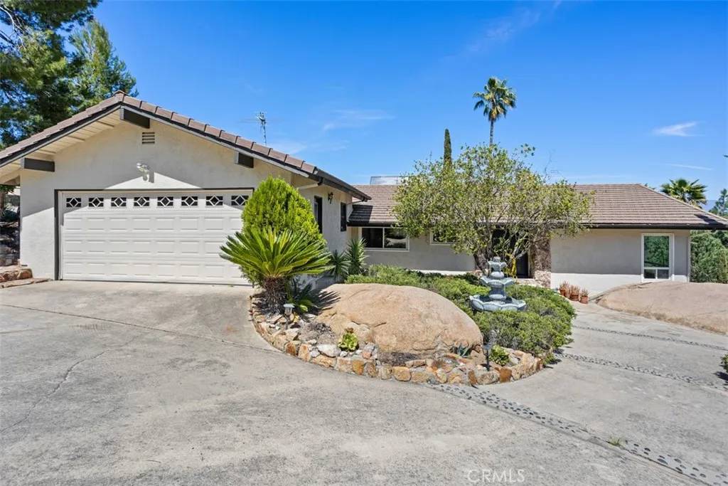 Escondido, CA 92026,28410 Faircrest Way